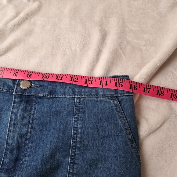 Denim midi skirt with pockets - Picture 4 of 6